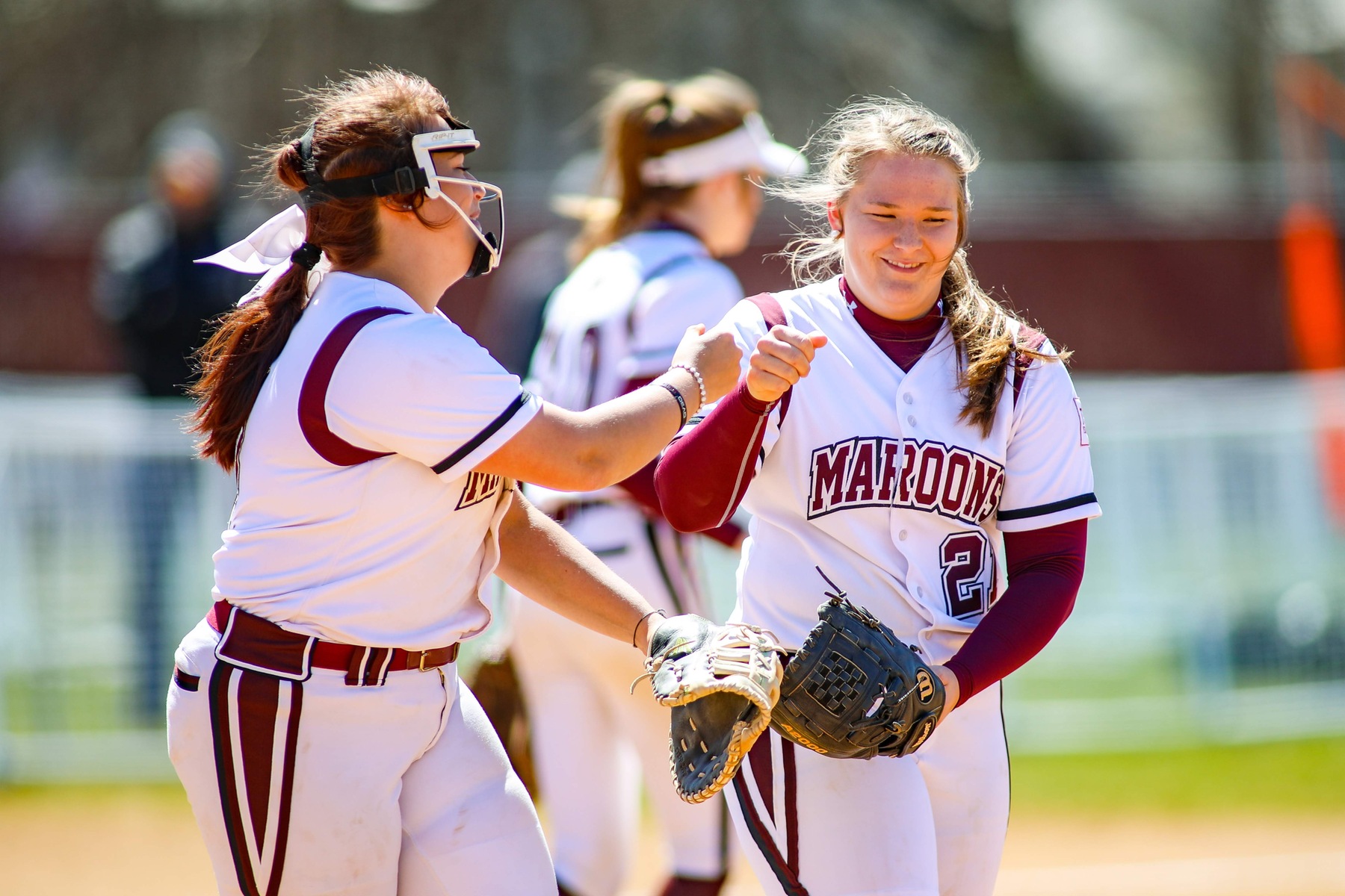 No. 15 R-MC Takes Two From Roanoke Softball