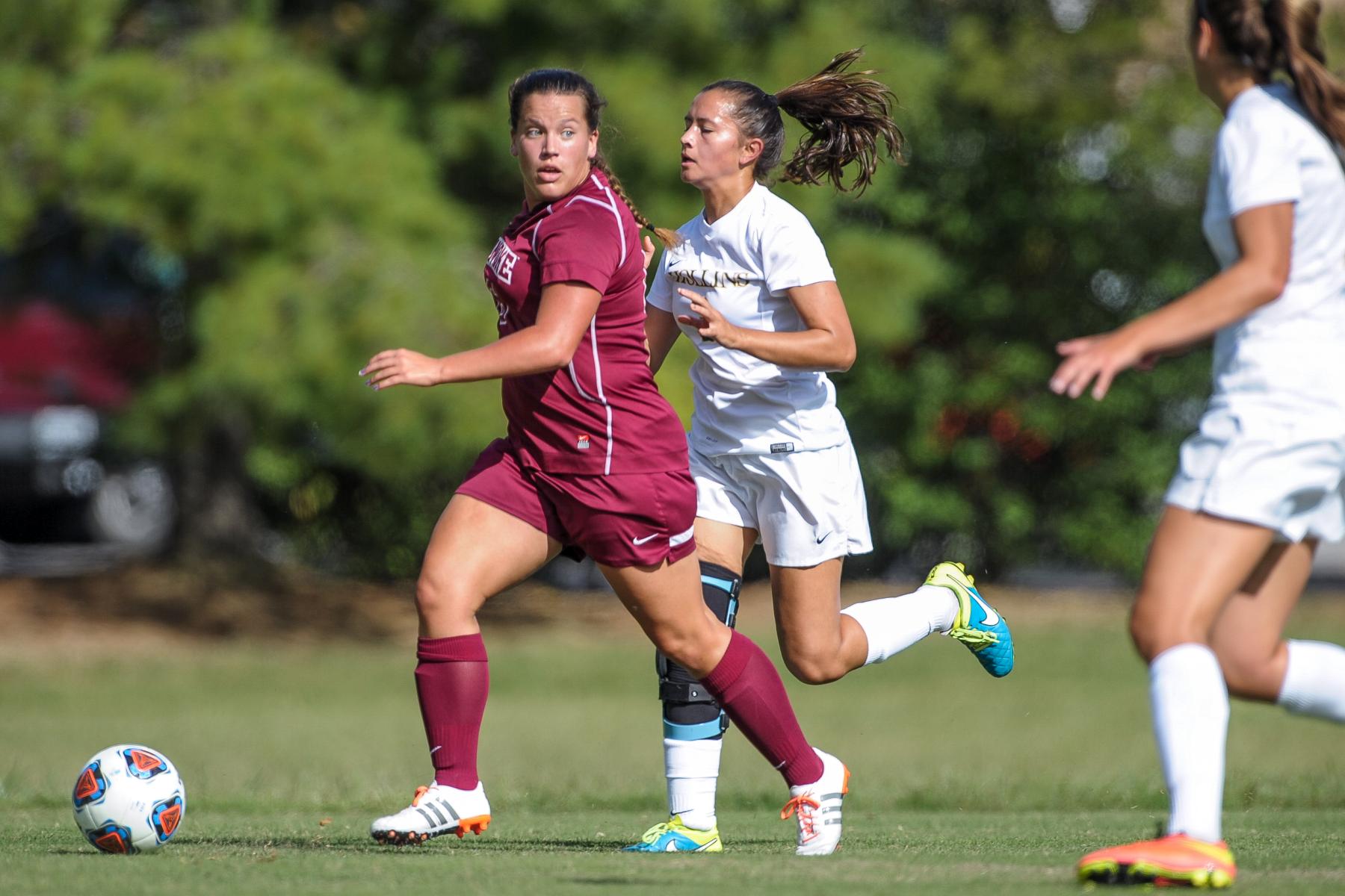 Maroons Fall 1-0 to Marlins in ODAC Action