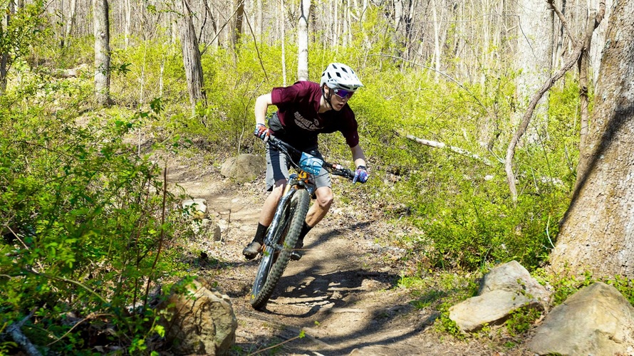 Maroon Competes at Enduro Race in Virginia