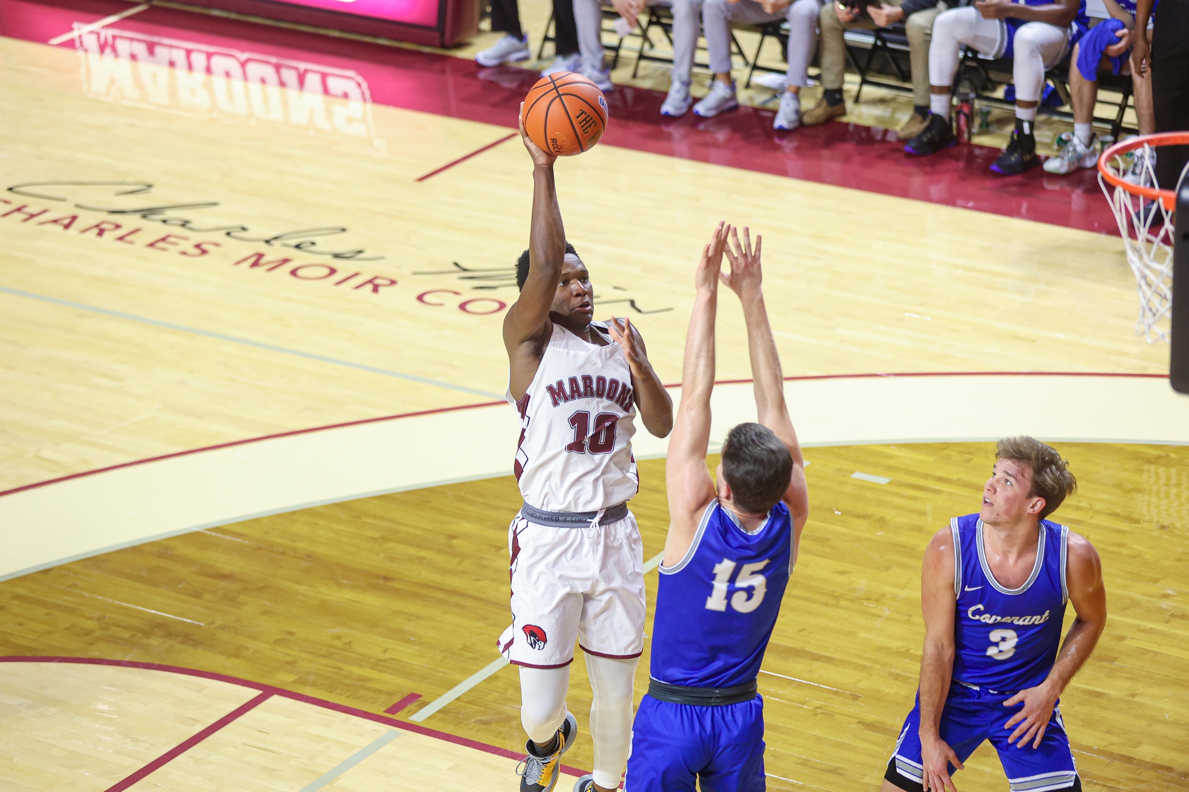 action photo of RC MBB Efosa U-Edosomwan with a shot in the lane