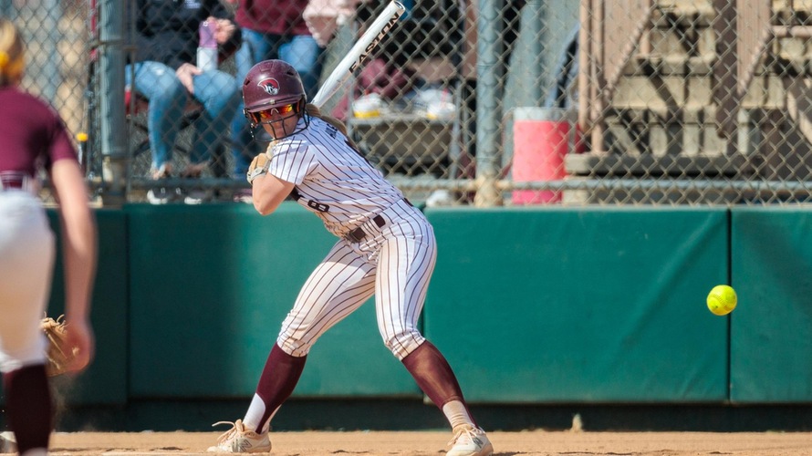 Maroons Shutout the Cougars in ODAC Doubleheader